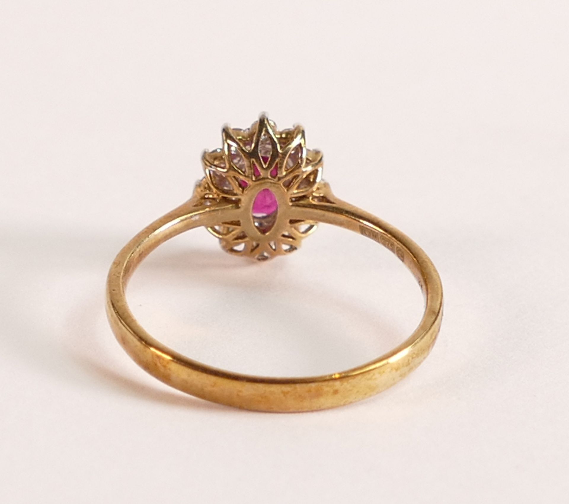 9ct Gold Marquise Cut Ruby and Diamond ring - Marquise cut Ruby with a halo of ten Diamonds. Ruby - Image 3 of 3