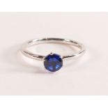 18ct White Gold with Blue Tanzanite ring - The 18ct White Gold band is stamped 750. The vivid blue