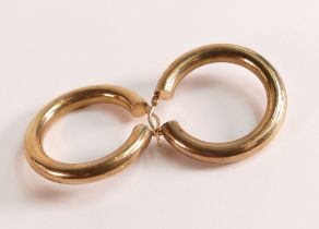 9ct Yellow Gold Hoop Earrings, hallmarked 375. Size of earring 34mm by 35mm. Weight: 3.4 grams.