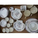 Wedgwood Kutani Crane pattern items to include 10 coffee cans, 10 saucers, 2 shell shaped dishes,