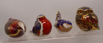 Royal Crown Derby paperweights Coot, Little Owl, Wren and Robin, gold stopper (4)