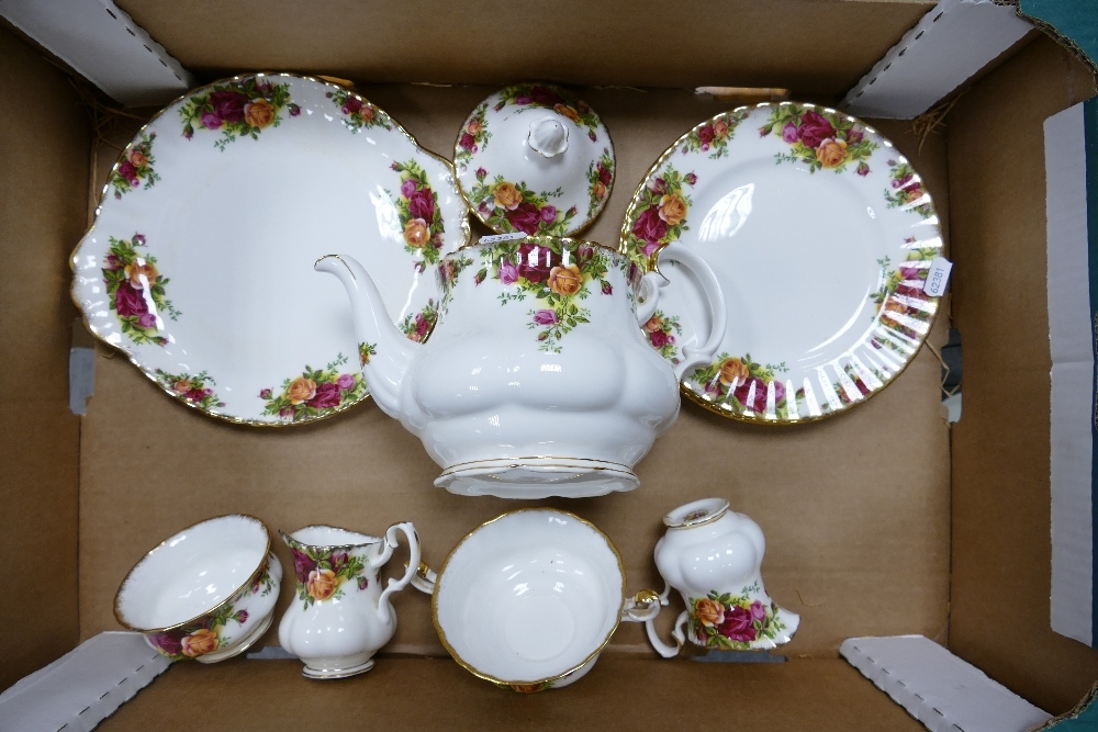 Royal Albert old Country Roses Teaware to include Teapot, Cake Plate, Four Plates, Two Milk Jugs,