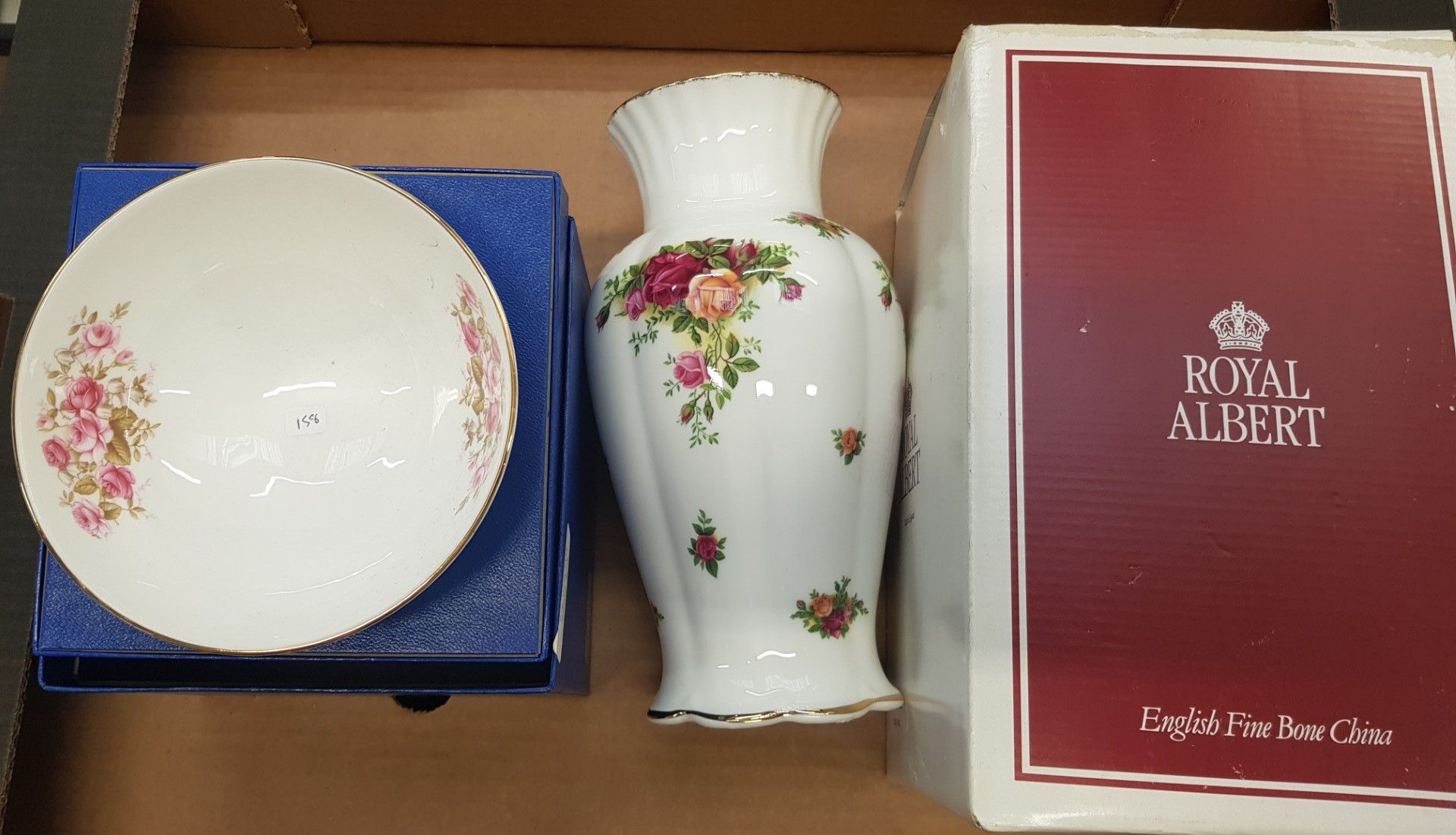 Boxed Royal Albert Old Country Rose Patterned Vase & boxed Royal Doulton Floral Decorated Bowl,