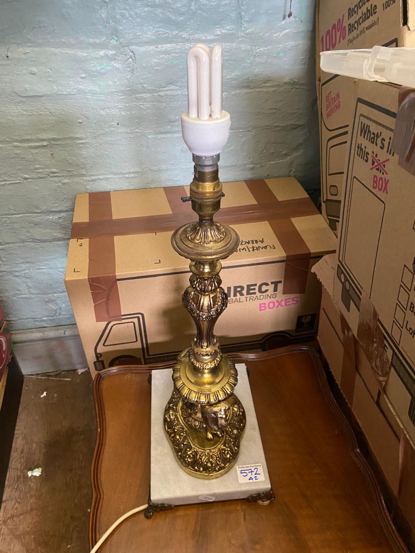 Marble and ormolu table lamp, 49cm in height.