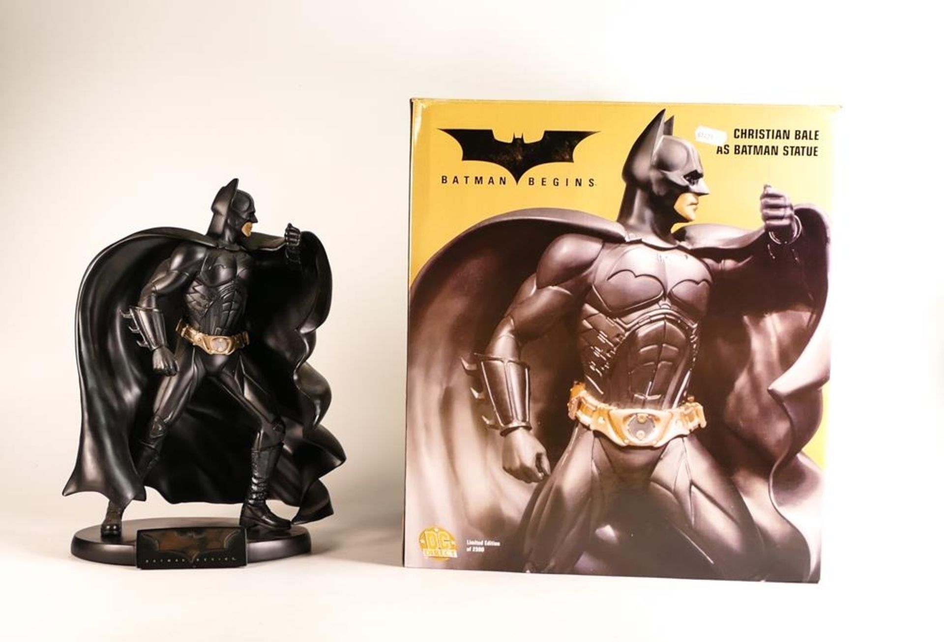 DC Comics 14" Batman Figure Christian Bell as Batman Statue, boxed but unchecked - Image 5 of 5