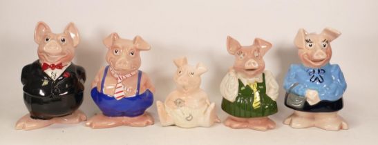 Five Wade Natwest Pigs. Damage to base of baby. (5)