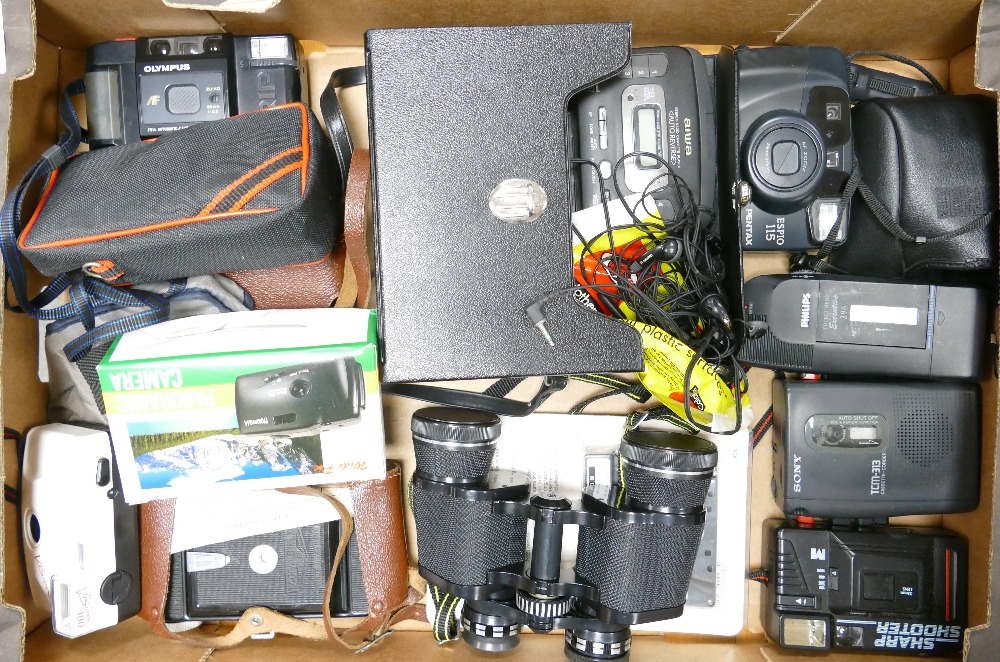 A collection of Vintage Camera Equipment to include Olympus Compact Cameras, Agfa Billy Bellows