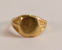 18ct gold gents signet ring, size P,6.6g.