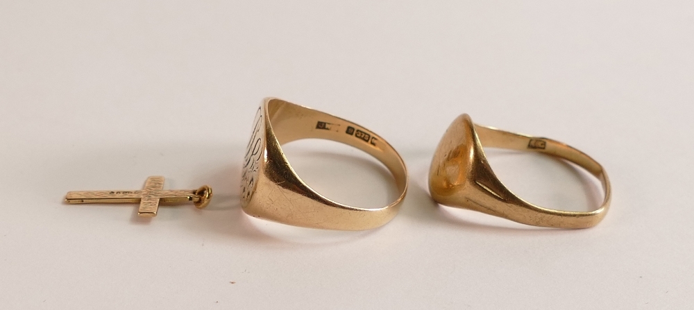 Two worn 9ct gold gentleman's signet rings and 9ct gold cross, 8.2g. (3) - Image 2 of 3