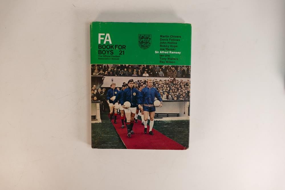 A collection of 1960's football books including FA Book for Boys 21 1968, Soccer the International - Image 23 of 23