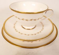 Royal Doulton Covington pattern dinnerware to include 6 x trios, sauce boat, gravy boat & stand,