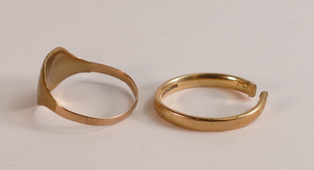 2 x 9ct gold rings, both damaged for scrap, 4.7g. - Image 3 of 3