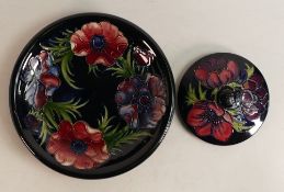 Moorcroft Anemone plate Diameter 22cm together with an Anemone lid (2)