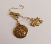 9ct gold St Christopher pendant and necklace,4g.
