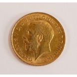 HALF Sovereign gold coin George V 1914.