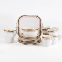 Shelley vincent part tea set 11468 to include 5 trios, bread & butter plate, milk jug and slop