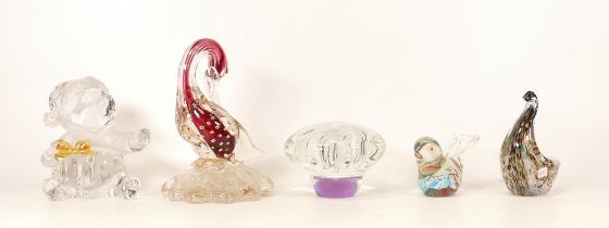 5 paperweights to include Winnie the Pooh, stylised duck, two birds and a mushroom (5)
