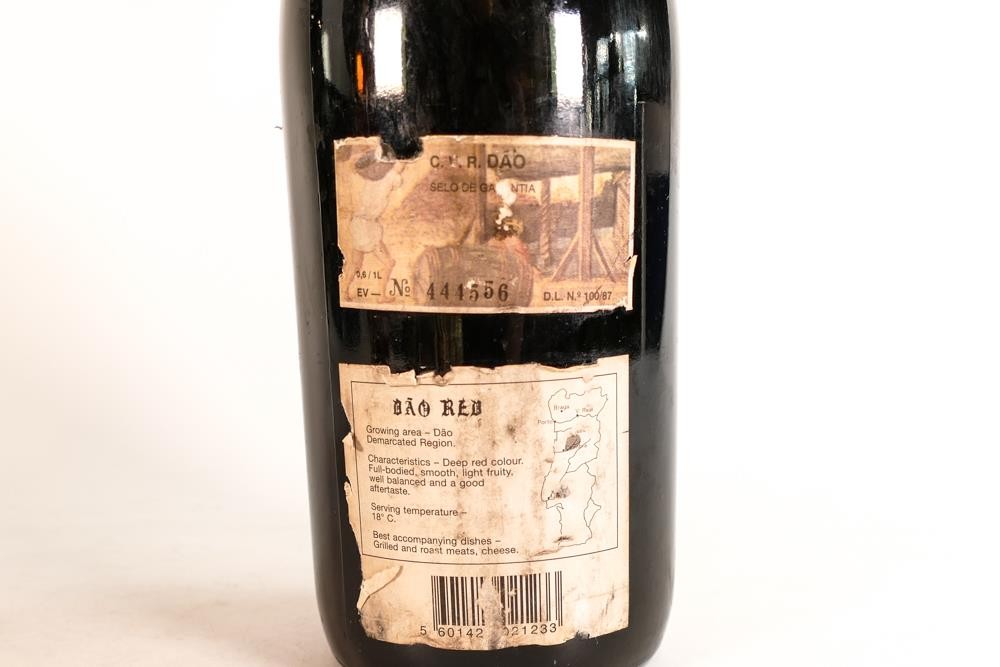 Portuguese bottle of Red wine, Dao, Regiao Demarcada Reserva 1983 21 x 16 x 33cm. Vinho Tinto. - Image 2 of 4