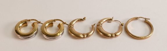 Three x larger pairs of 9ct gold earrings, gross weight 5.52g. on earring missing a catch.