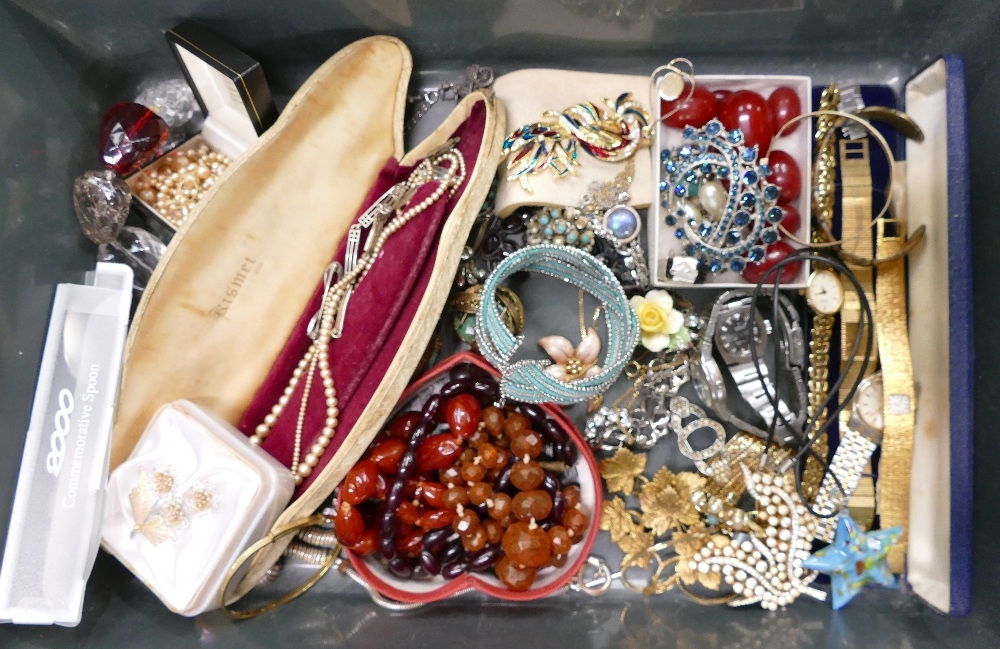 A good collection of ladies costume jewellery including silver, watches, brooches, beads,
