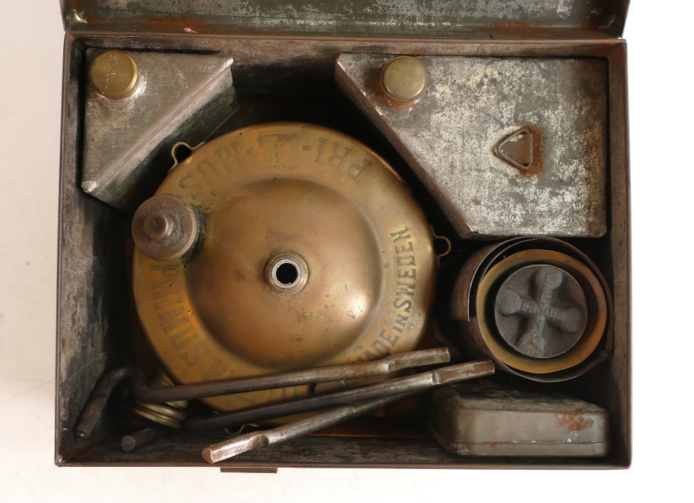 War period, military / Expedition original Primus stove in tin box with all fittings. - Image 4 of 4