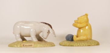 Royal Doulton Winnie the Pooh figures Nose to the ground WP25, Pooh began to eat WP28 (2)