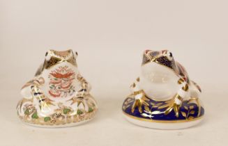 Royal Crown Derby paperweights Old Imari Frog & Frog, gold stoppers, each boxed (2)