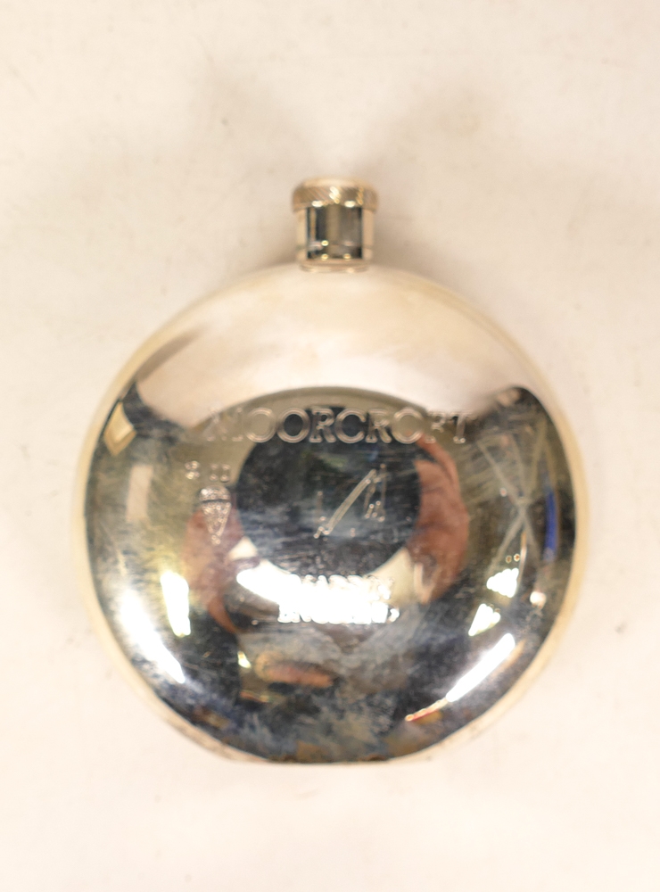 Moorcroft enamel and silver Otter hip flask by Amanda Rose , Limited edition 9/75. Boxed with - Image 3 of 3