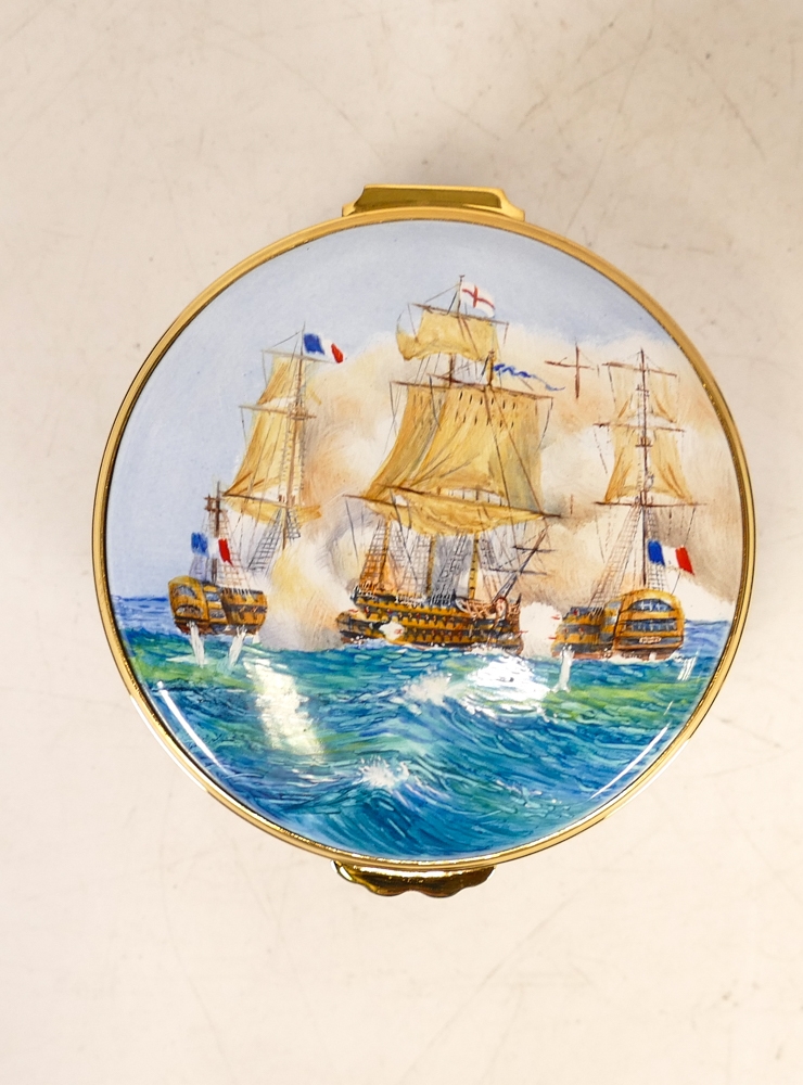 Moorcroft enamel Broadside round lidded box by Peter Graves , Limited edition 16/25. Boxed with - Image 4 of 7