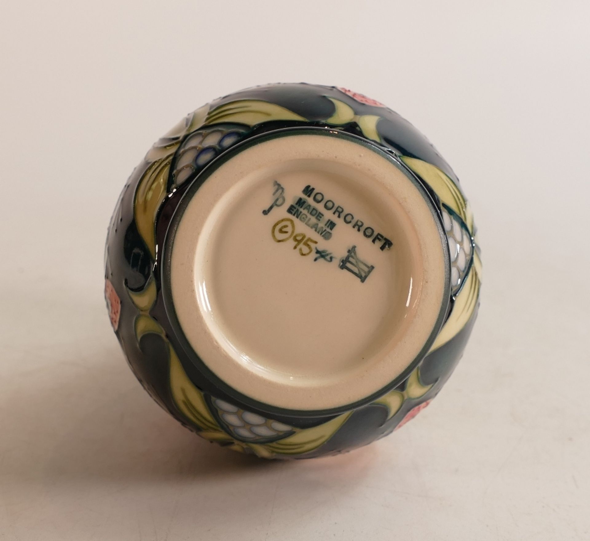 A Moorcroft Strawberry Thief pattern vase, dated 1995, 19cm high - Image 2 of 2