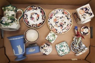 A mixed collection of ceramic items to include Mason's tea trio, lidded pot, jug, Wedgwood