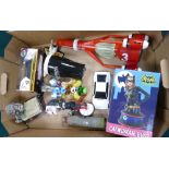A mixed collection of items to include boxed Catwoman Bust, Thurderbird 3 figure, James Bond 007
