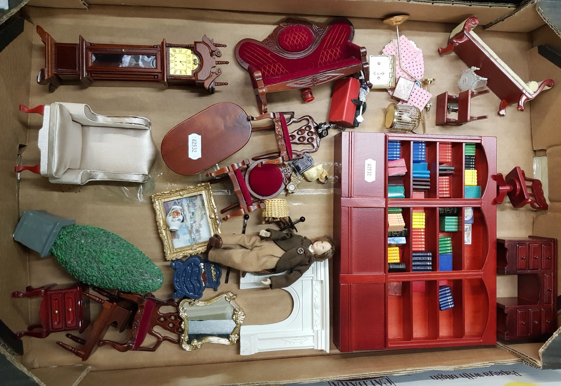 A good collection of dolls house furniture and accessories, library/study theme (1 tray).