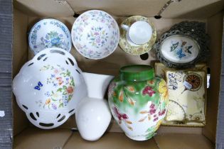A mixed collection of items to include Wedgwood Atlas pen tray, Wedgwood Atlad lidded trinket
