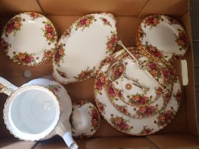 Royal Albert Old Country Roses pattern items to include 12 side plates, 3 tier cake stand, regal