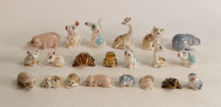 A collection of Wade Happy Family Whimsies: comprising Hippos, Pigs, Giraffes, Rabbit, Frogs, Mice