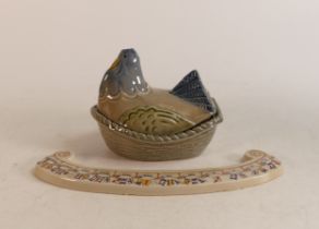 Wade Chicken trinket box & cover with name stand "England expects every man will do his duty" (2)