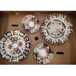 Royal Crown Derby cabinet plates 1 x 1128 pattern, 1 x 2451 pattern and 2 small Pardoe pattern