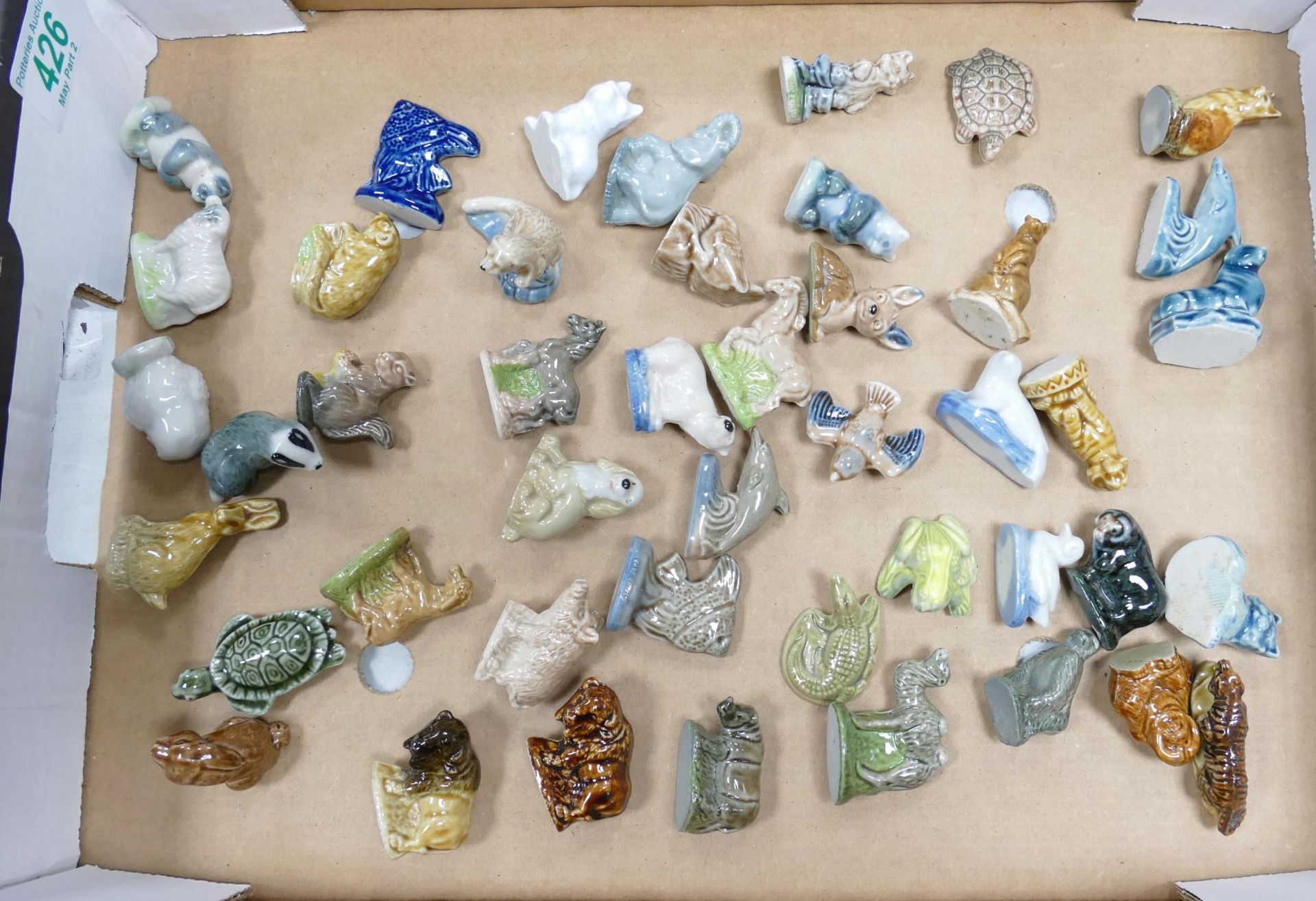 A collection of wade whimsies to include badger, fish, frog, owl, etc (1 tray)