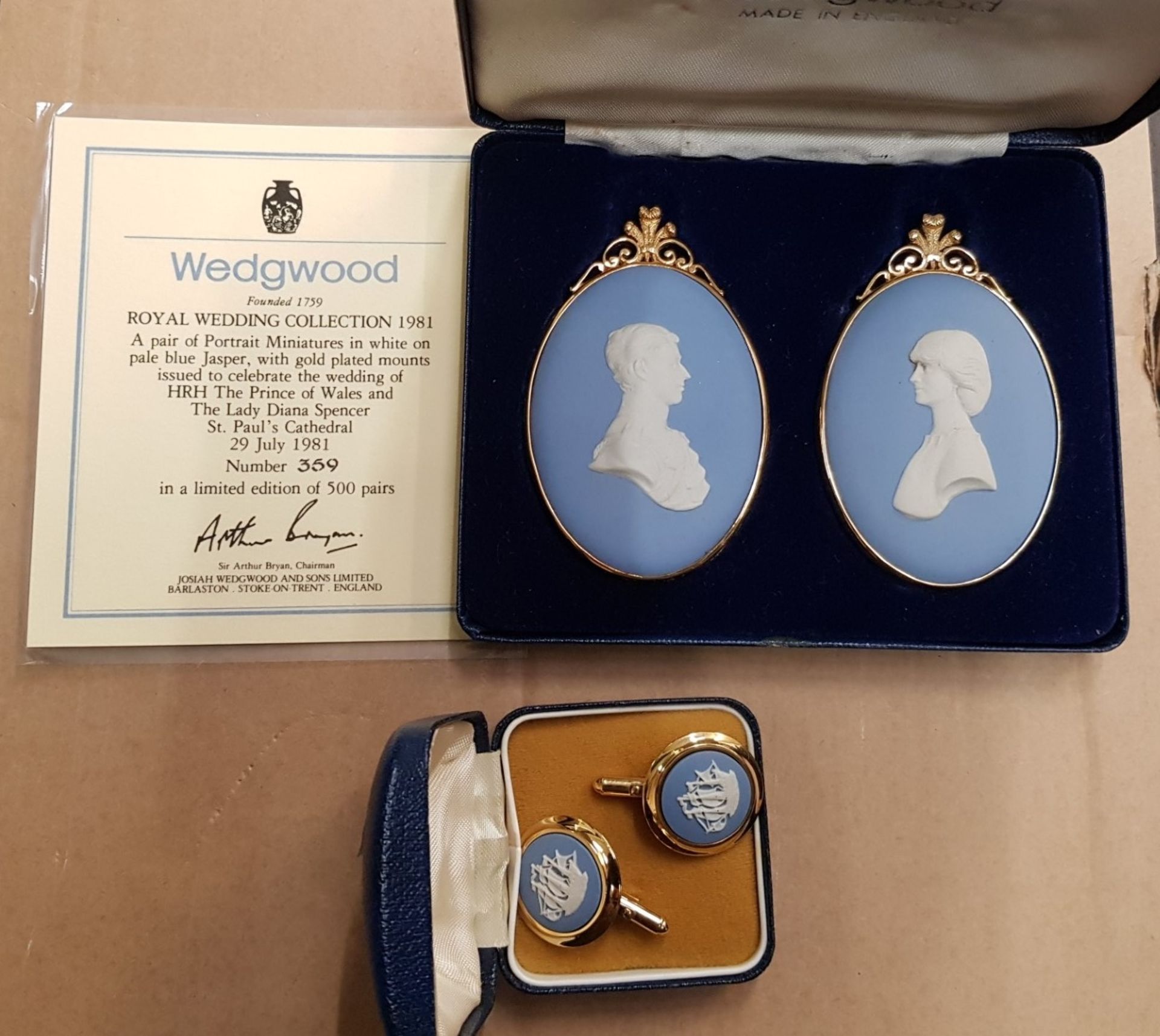 Wedgwood jasperware items to include a cased pair of cufflinks and a cased limited edition pair of