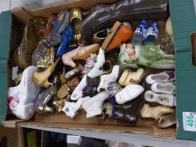A Mixed Collection of Ceramic, Glass, Brass Collectors Shoe Trinket Boxes, Vases, Ashtrays etc. (2