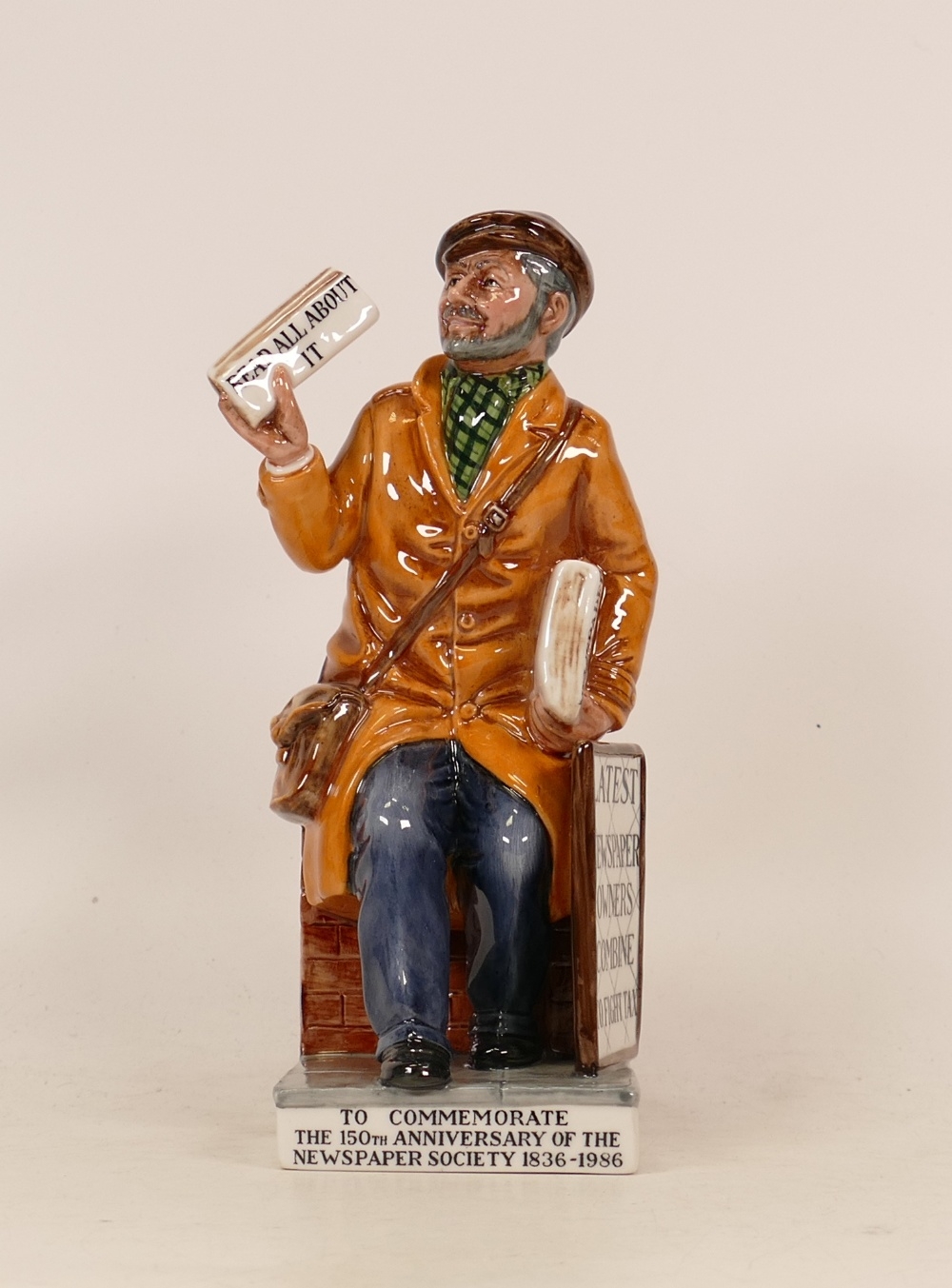 Royal Doulton limited edition character figure The News Vendor HN2891 With certificate