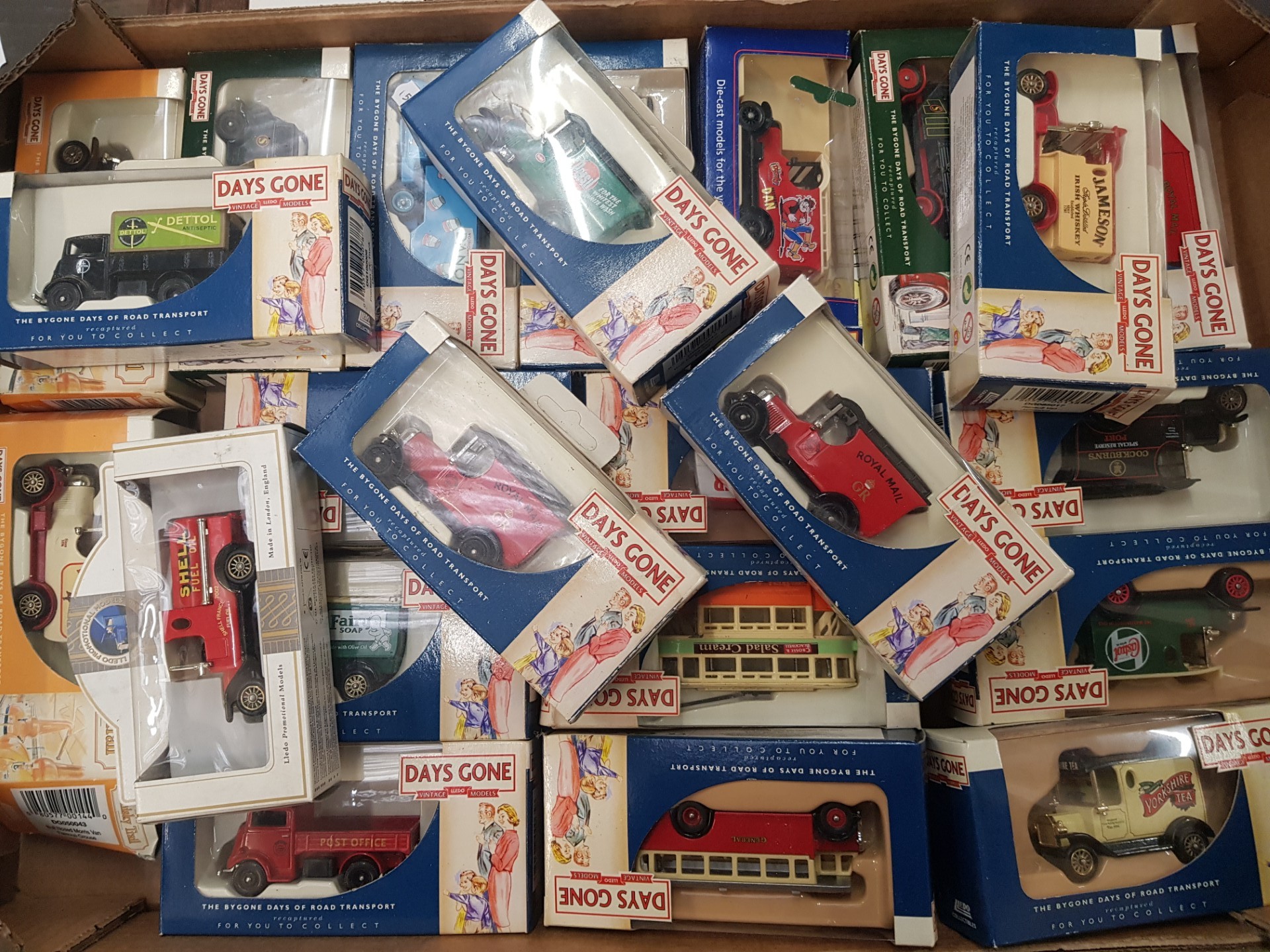 A collection of Lledo Days Gone boxed advertising vehicles approx 22 (1 tray).