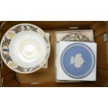 Coalport Silver Jubilee limited edition bowl together with three Wedgwood plates .