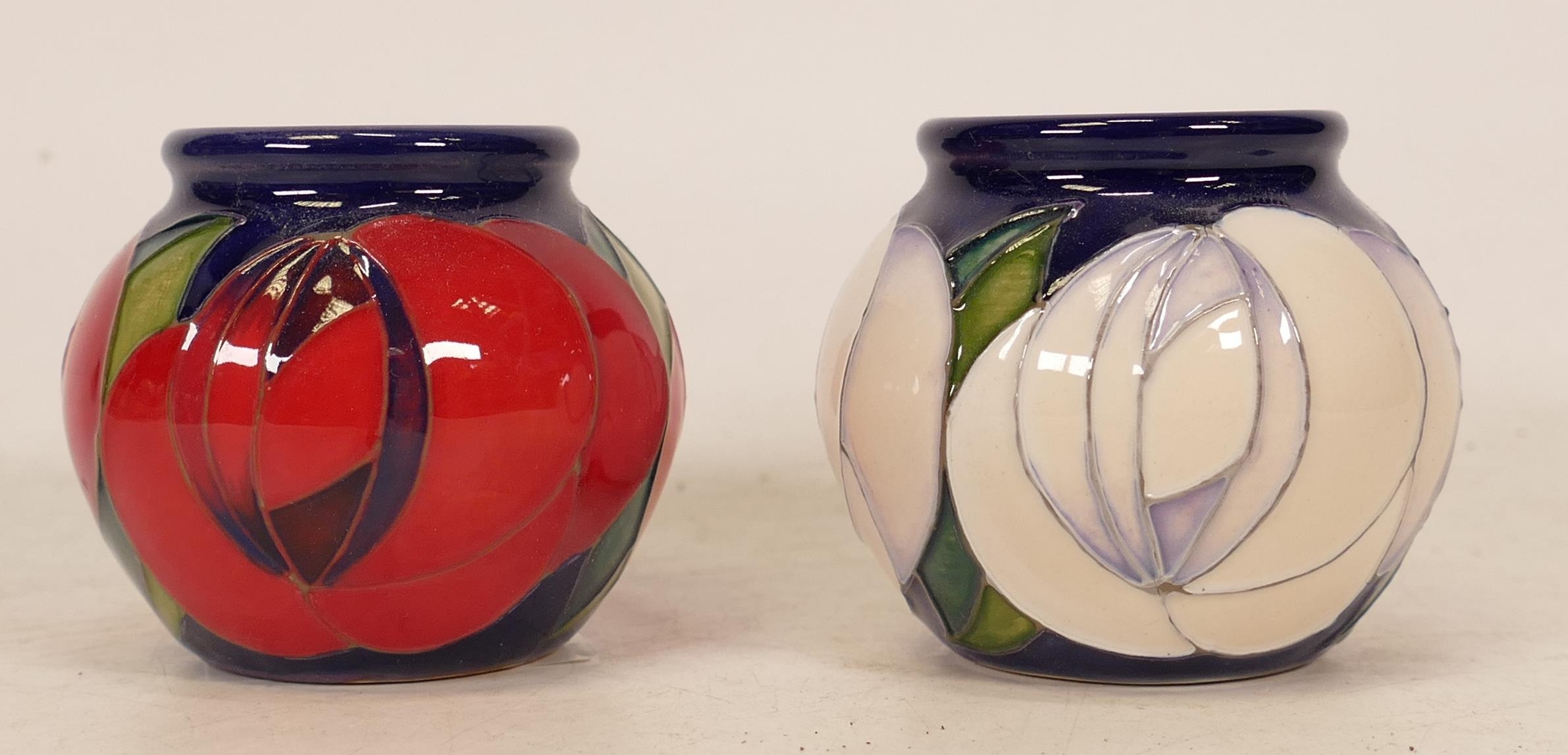 Moorcroft small vases in red rose pattern and white rose pattern, height 6cm