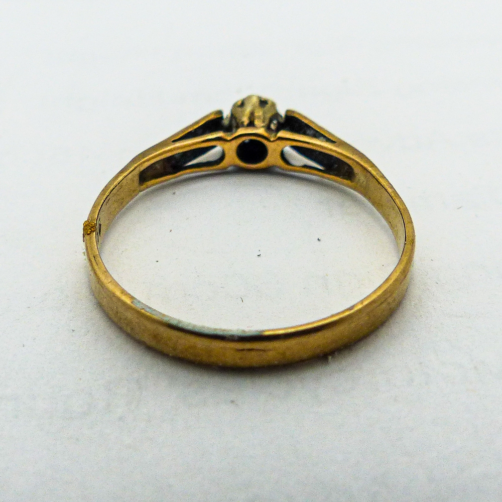 9ct diamond solitaire ring, size O, 1.7g. - Image 4 of 5