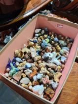 A box of mixed Wade whimsies
