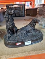 A reproduction bronze sculpture of 2 Setters, 26cm