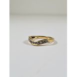 18ct yellow gold band ring set 9 small brilliant round cut diamonds in curved mount, approx 0.25 car