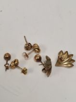 Pair of 18ct gold knot design ear studs, with butterfly backs, marked 750, approx 2.7g, pair of 9ct